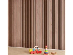 Akustikpaneel Wandverkleidung Walnuss Natur auf Akustikfilz Schwarz 240 cm FSC®