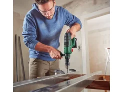 Bosch 18 V Akku-Bohrhammer Bosch Universal Hammer 18V inkl. 2,5 Ah Akku