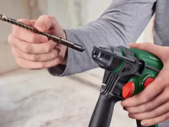 Bosch 18 V Akku-Bohrhammer Bosch Universal Hammer 18V inkl. 2,5 Ah Akku