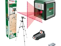 Bosch Kreuzlinienlaser Quigo Plus mit Stativ mit Markierungen auf Laserlinien