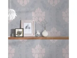 Bricoflor Neobarock Tapete Grau Rosa Elegante Vlies Barocktapete Modern für Schlafzimmer und Flur Ornament Vliestapete in Textil Optik mit Vinyl