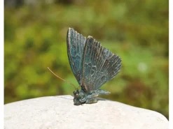 Deko-Figur Schmetterling auf Rosariofindling 12 cm