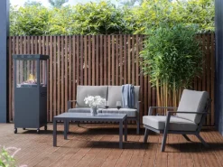 Gaskamin Ridera 6,5 kW mit Panoramaglas und Lava-Deko-Steinen