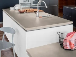 Kaindl Arbeitsplatte CPL 180 cm x 62 cm x 2,8 cm Beton Sand