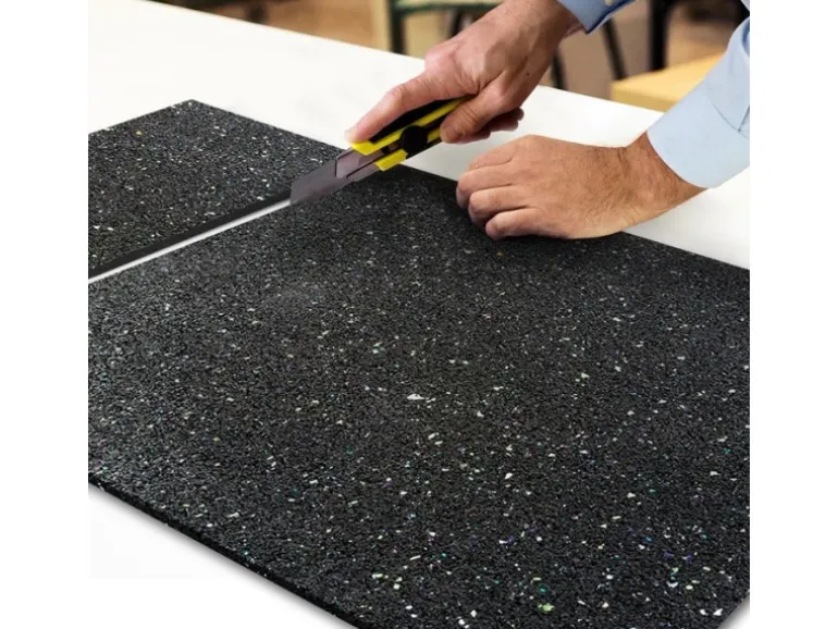 Karat Bautenschutzmatte Gummigranulatmatte Universal Reißfest Schimmelresistent 125 x 100 x 0,5 cm