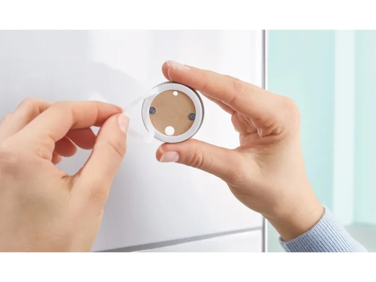 tesa® LOXX Handtuchhalter zum Kleben, zweiarmig, verchromt, inkl. Klebelösung