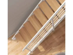 Treppen Intercon Raumspartreppe London Stahlwangentreppe Polar-Weiß mit Stufenbreite 70 cm Buche Hell Ohne Geländer 12 Stufen