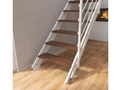 Treppen Intercon Raumspartreppe London Stahlwangentreppe Polar-Weiß mit Stufenbreite 70 cm Buche Dunkel Beidseitiges Geländer 14 Stufen