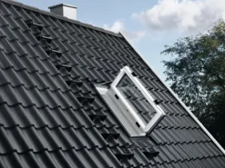 Velux Wohnausstiegsfenster Holz 55 cm x 118 cm GXU CK06 0070