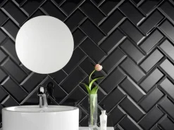 Wandfliese Facette Metro Schwarz glänzend glasiert 10 cm x 20 cm